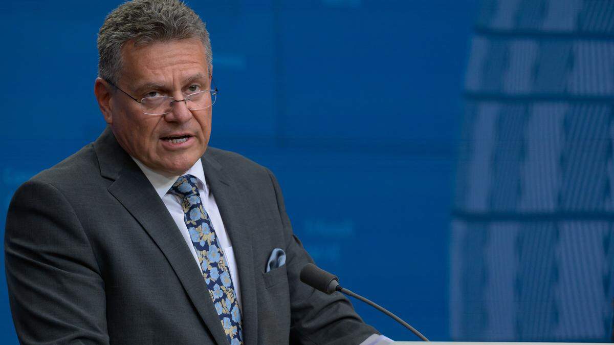 De acuerdo con el comisario europeo de Comercio, Maros Sefcovic, la Comisión europea (el brazo ejecutivo de la UE), podría responder con medidas por unos 72,000 millones de euros ($84,000 millones). En la foto, Sefcovic ofrece una conferencia de prensa el lunes 14 de julio de 2025, en Bruselas, Bélgica.