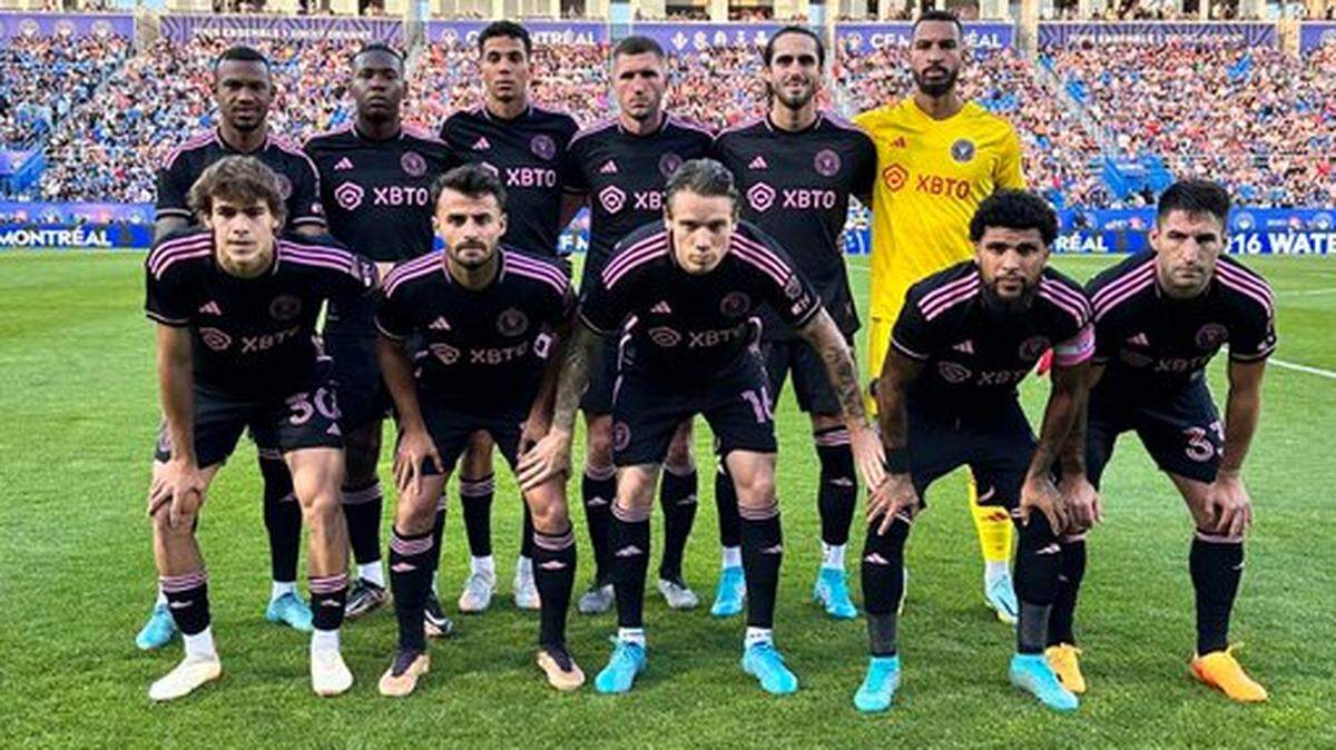 Los titulares del Inter Miami posan antes del partico contra Montreal este 27 de mayo de 2023 en Montreal.