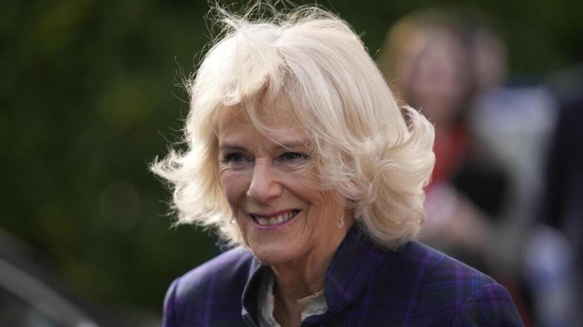 La británica Camilla, duquesa de Cornualles, llega para una visita a la organización benéfica Thames Valley Partnership, que trabaja para proteger y apoyar a las víctimas de delitos y para apoyar a los delincuentes y sus familias en el Sistema de Justicia Penal, Aston Sandford, cerca de Aylesbury, la capital del condado. de Buckinghamshire, Inglaterra, el jueves 10 de febrero de 2022. (Foto AP/Matt Dunham, Pool, Archivo)