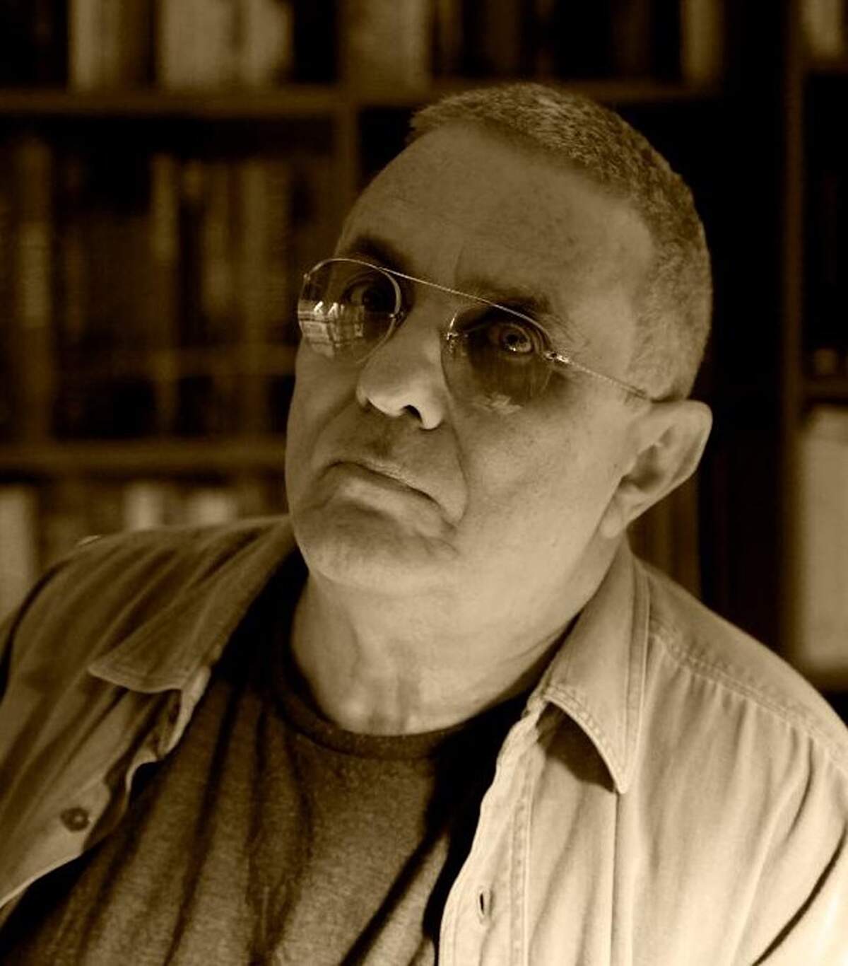 Abilio Estévez, autor de&nbsp;“El Gran Circo Maravillas cierra por fin sus puertas”.&nbsp;