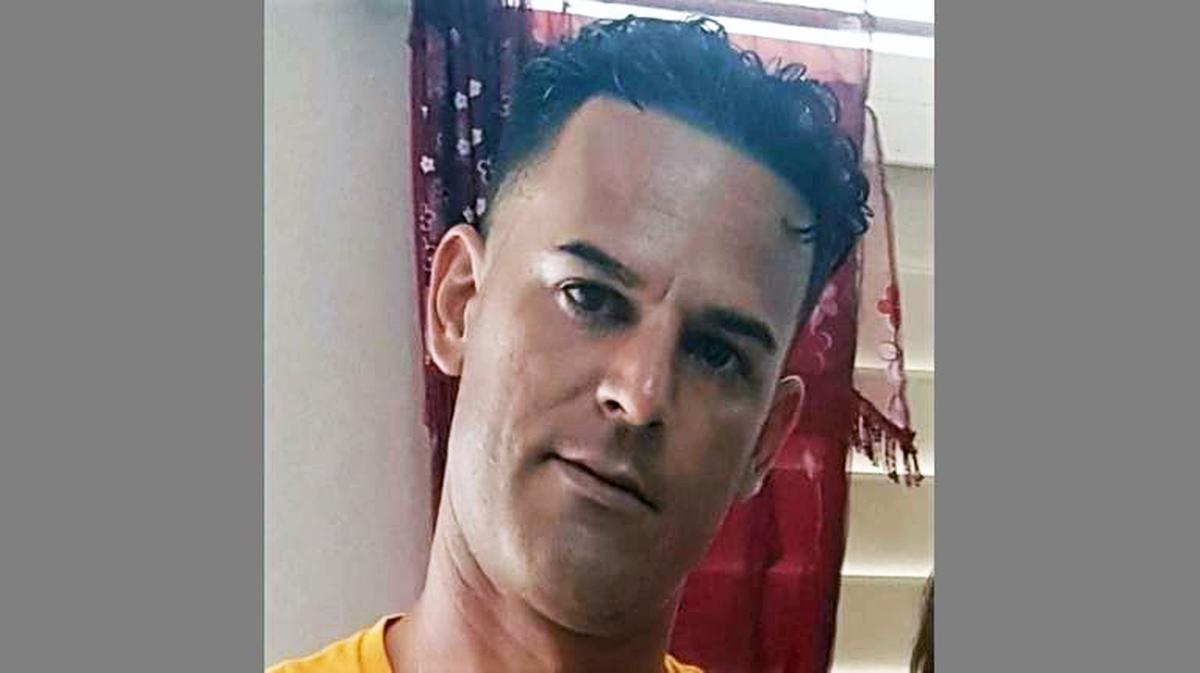 Roberto Pérez Fonseca, uno de los manifestantes del 11 de julio en San José de las Lajas, cumple una condena de 10 años en la prisión de Quivicán, desde donde protesta por la falta de atención médica y el trato a los presos políticos.