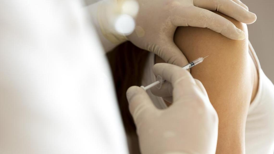 While it’s difficult to predict how the flu season will fare this year, experts say it may be worse and begin earlier than that of 2020, partly because influenza viruses were virtually nonexistent thanks to coronavirus preventive measures that kept other respiratory viruses at bay. 