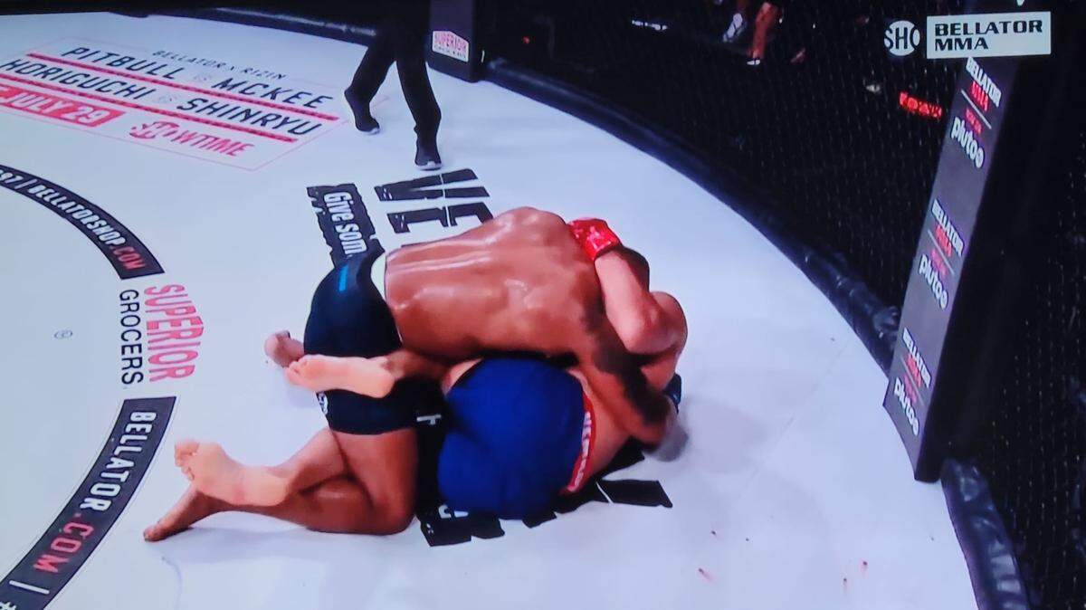 Vadim Nemkov quedó impresionado con la durabilidad de Yoel Romero. El campeón ruso pensó que el cubano iba a caer en algún momento por la fortaleza de sus golpes, pero el “Soldado de Dios’‘ terminó en pie