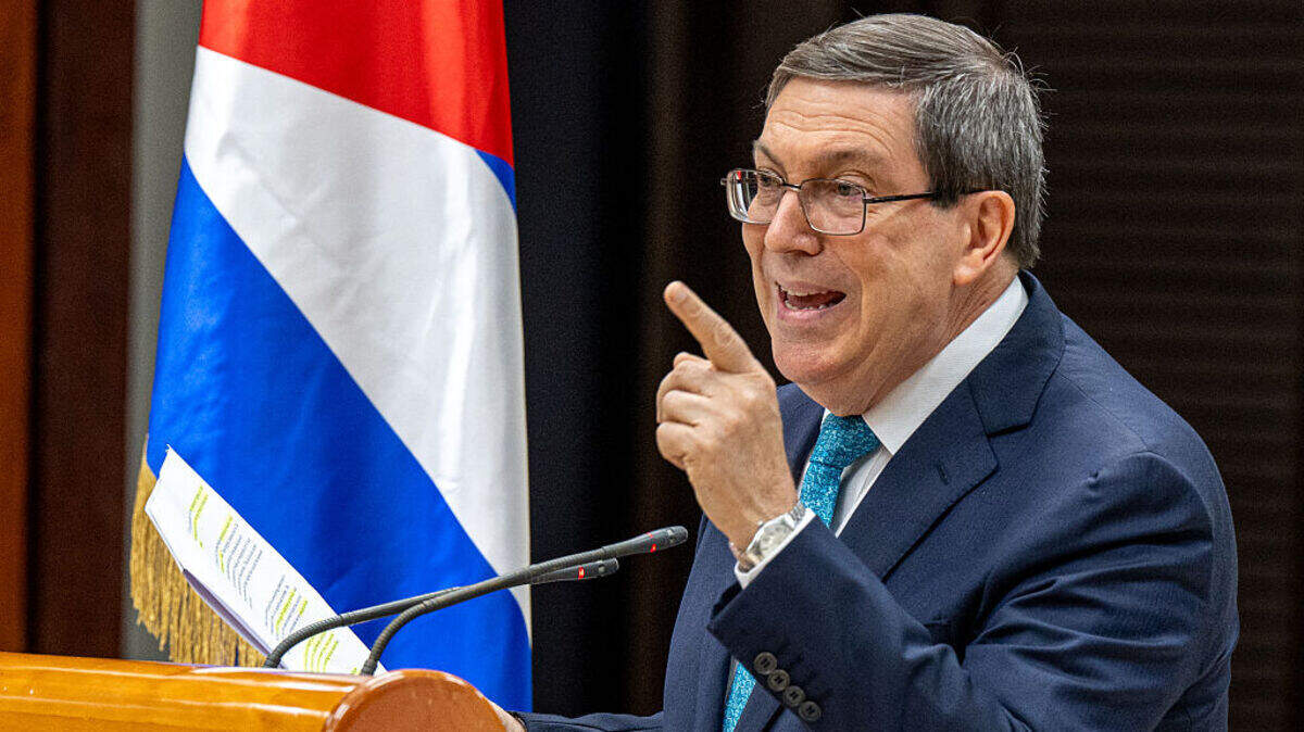 El ministro de relaciones exteriores de Cuba, Bruno Rodríguez, ofrece una conferencia de prensa el martes, 30 de junio de 2026, en La Habana.
