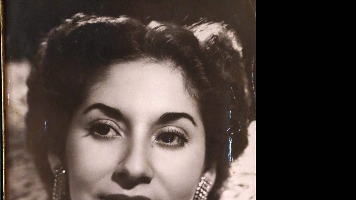 
Blanca Varela a los 18 años de edad.
