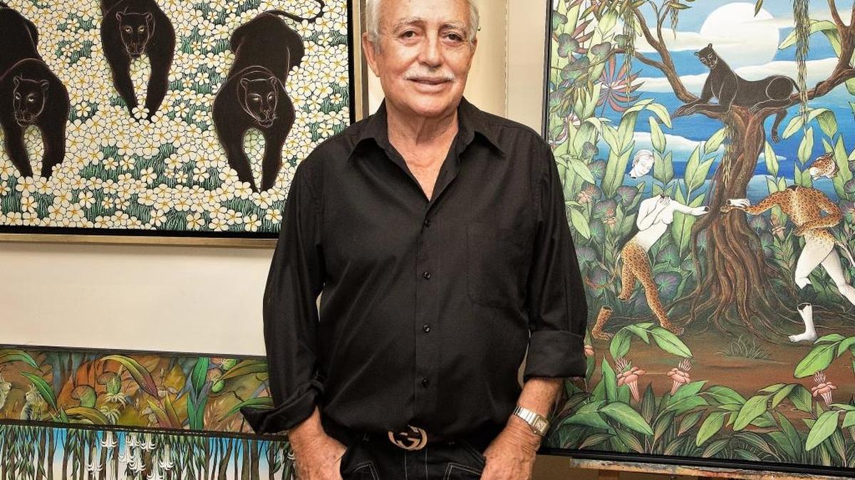 El pintor Chileno Gustavo Novoa.