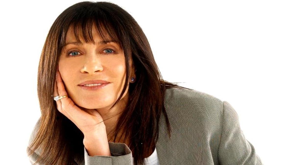 La escritora chilena Carla Guelfenbein se inspira en la escritora brasileña Clarice Lispector para la protagonista de ‘Contigo en la distancia’.