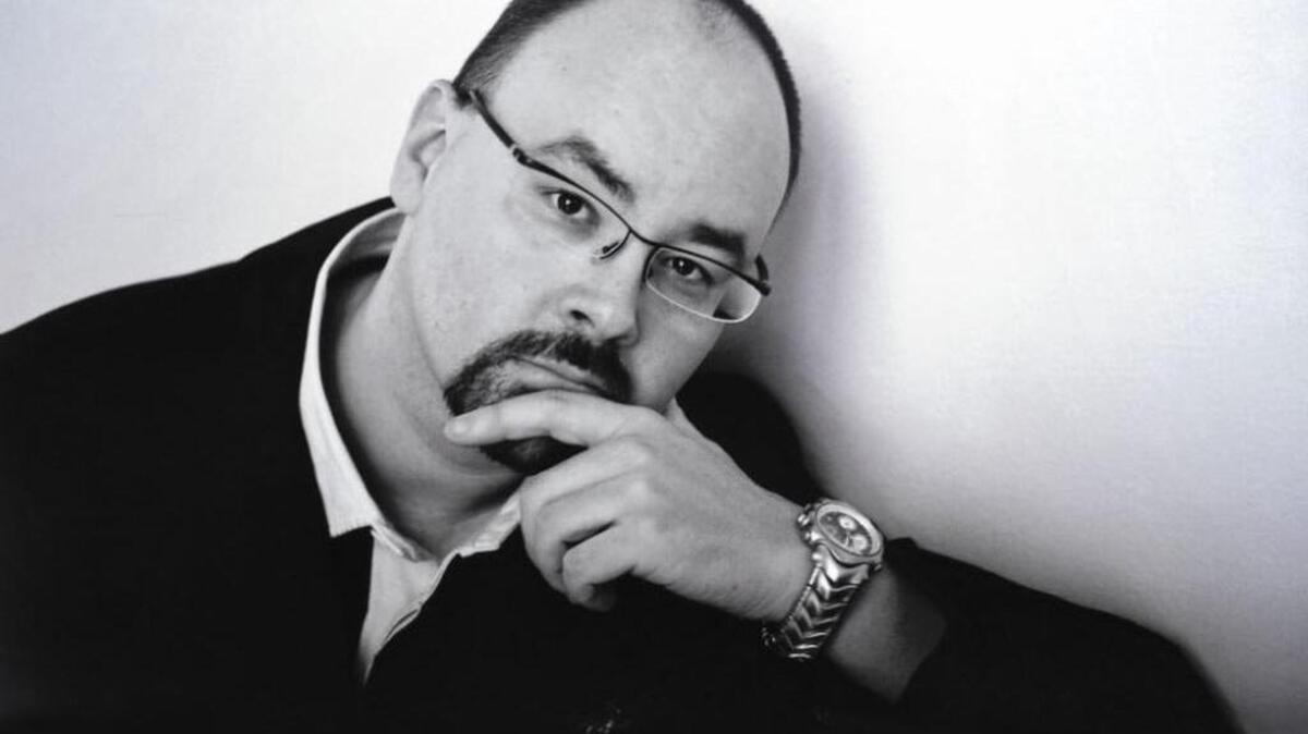 El escritor Carlos Ruiz Zafón.