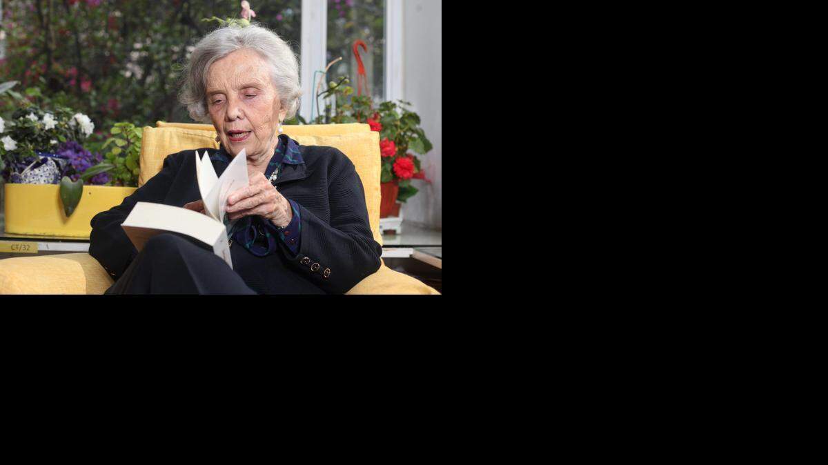 
Elena Poniatowska
