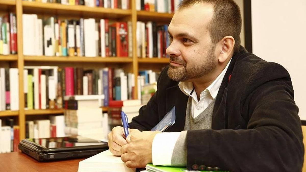 El periodista español Manuel Trillo vincula la historia de Estados Unidos con el presente en el libro ‘La costa de los rebeldes’.