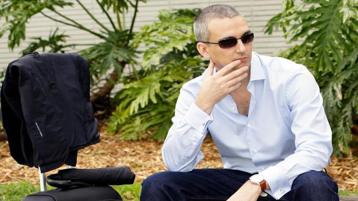 Fabio Murrieta presenta ‘La crónica más larga. Periodismo cubano en el exilio’ el miércoles 9 de noviembre a las 7:00 p.m. en el Centro Cultural Español.