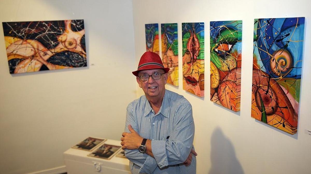 
El artista Carlos Artime expone 20 piezas de pequeño y gran formato en la galería Artefactus en West Kendall.
