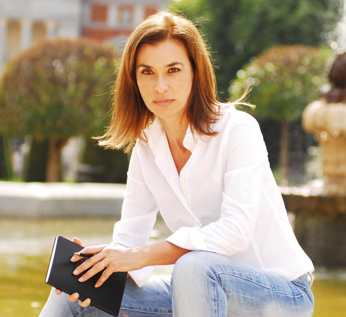 Conversación entre la autora uruguayo-española Premio Planeta de Novela, Carmen Posadas, y Valentina Trava el lunes 15 de noviembre.