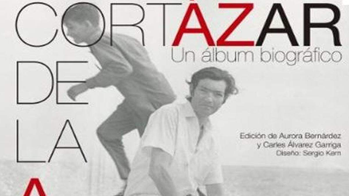 
Para contemplar el panorama del autor de Rayuela, su obra cumbre, su primera esposa y albacea, Aurora Bernárdez, ha publicado Cortázar de la A a la Z, junto a Carlos Alvarez Garriga, estudioso de su obra. 
