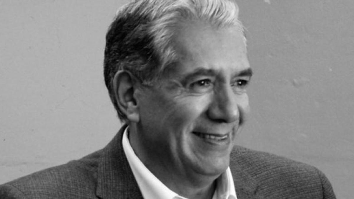 René Avilés Fabila.