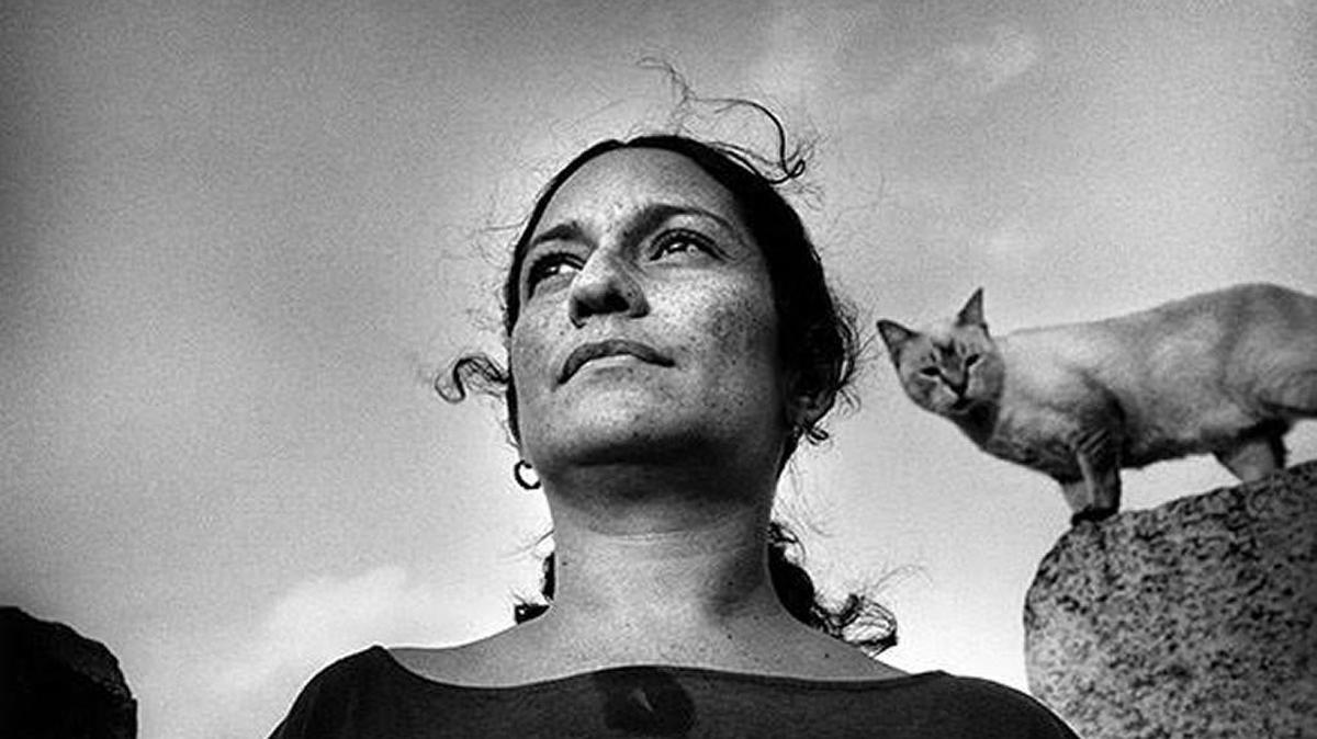 La poeta Reína Maria Rodríguez, quien reside en Cuba, será moderado de ‘Tendiendo Puentes: Nuevos Encuentros en la Poesía Cubana Contemporánea’, junto a José Kozer.