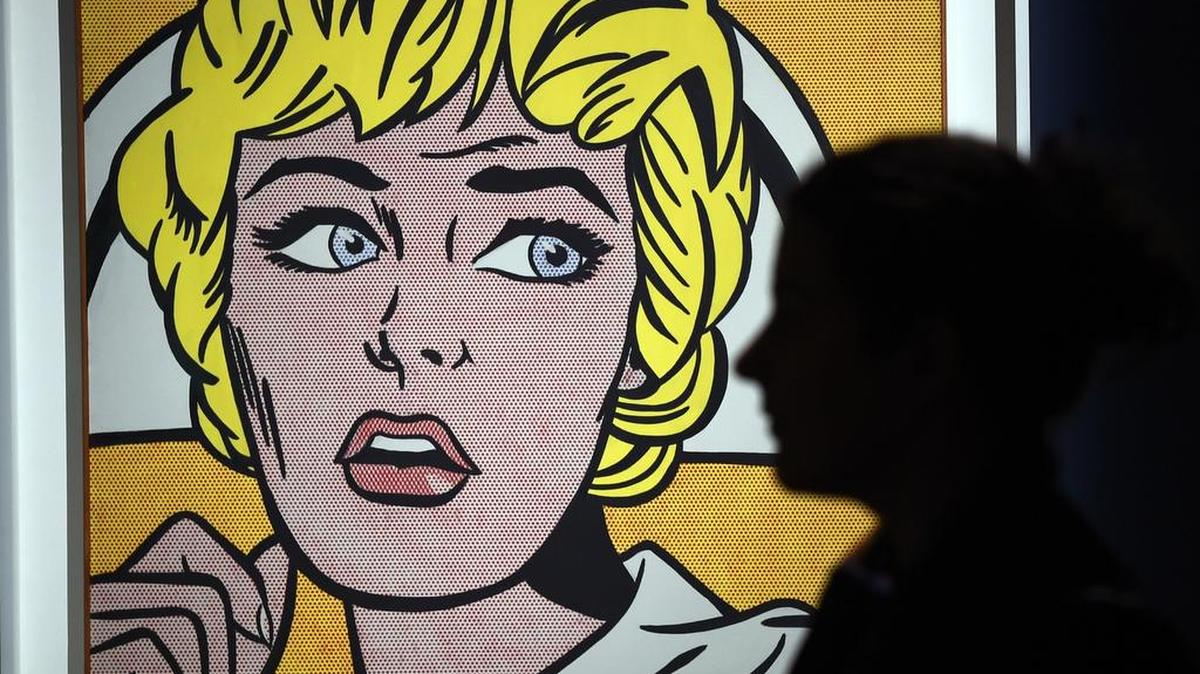 “Nurse” de Roy Lichtenstein, fue subastada en 95.3 millones de dólares también por Christie's, un récord mundial para una obra del maestro del arte pop estadounidense.