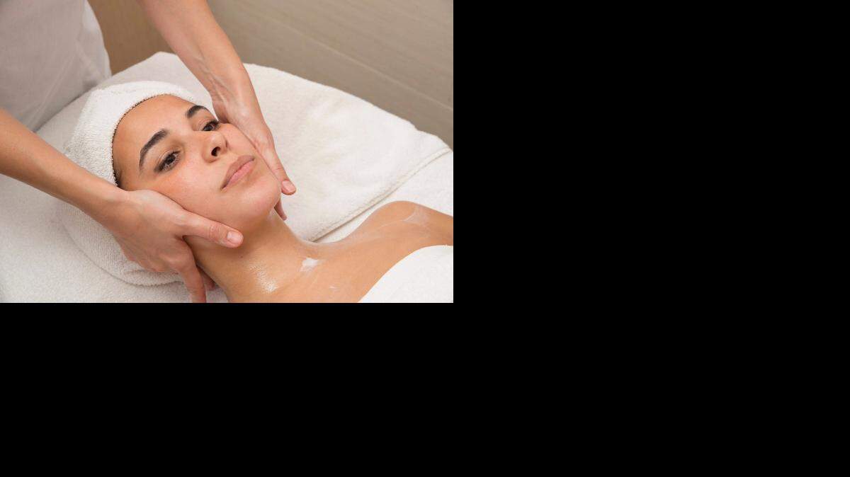 
Antes de ir al sol, es recomendable poner a punto el cuerpo y el rostro.
