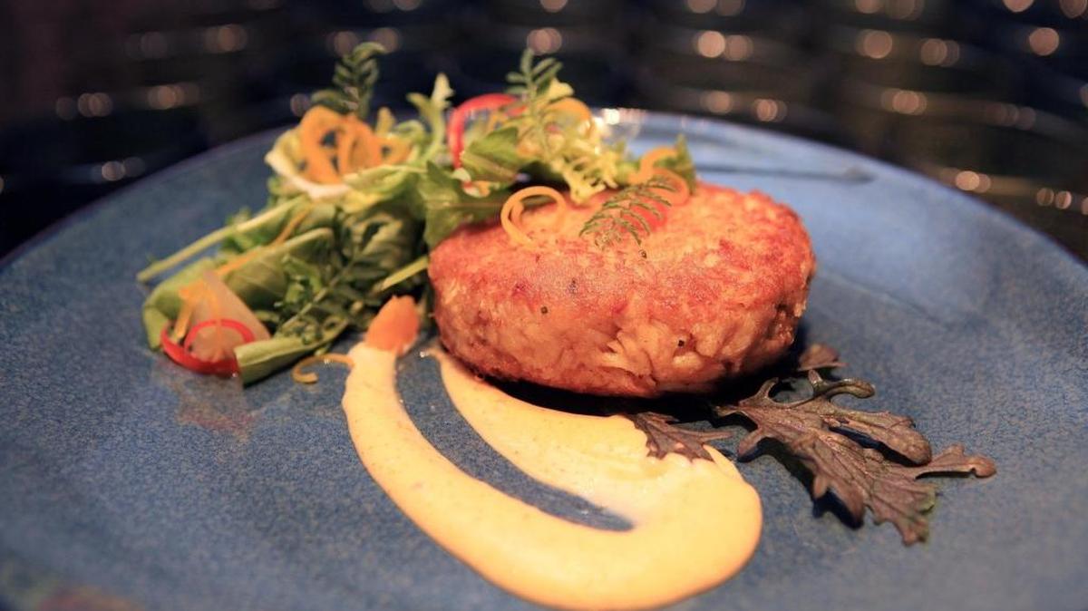 Crab Cakes, una de las deliciosas ofertas de LightKeepers, en el Ritz Carlton de Key Biscayne.