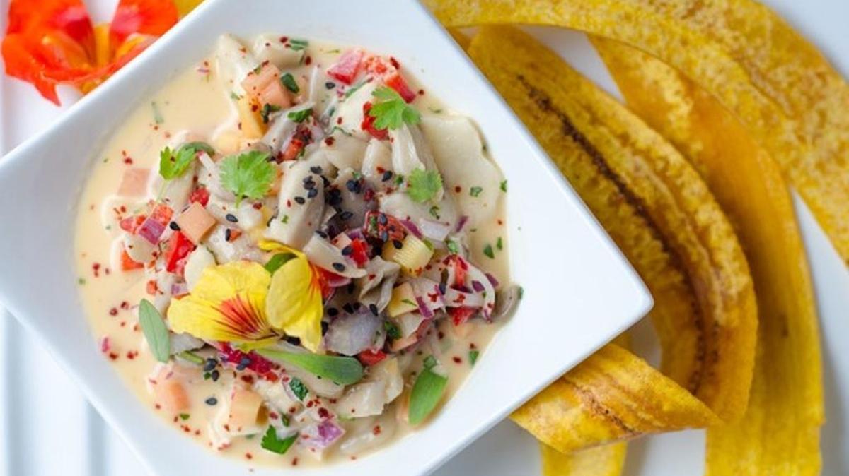 No deje de probar el ceviche de ostras y setas de Essensia Restaurant.