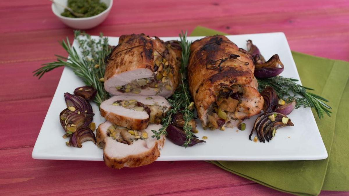 Rollos de pavo asado.