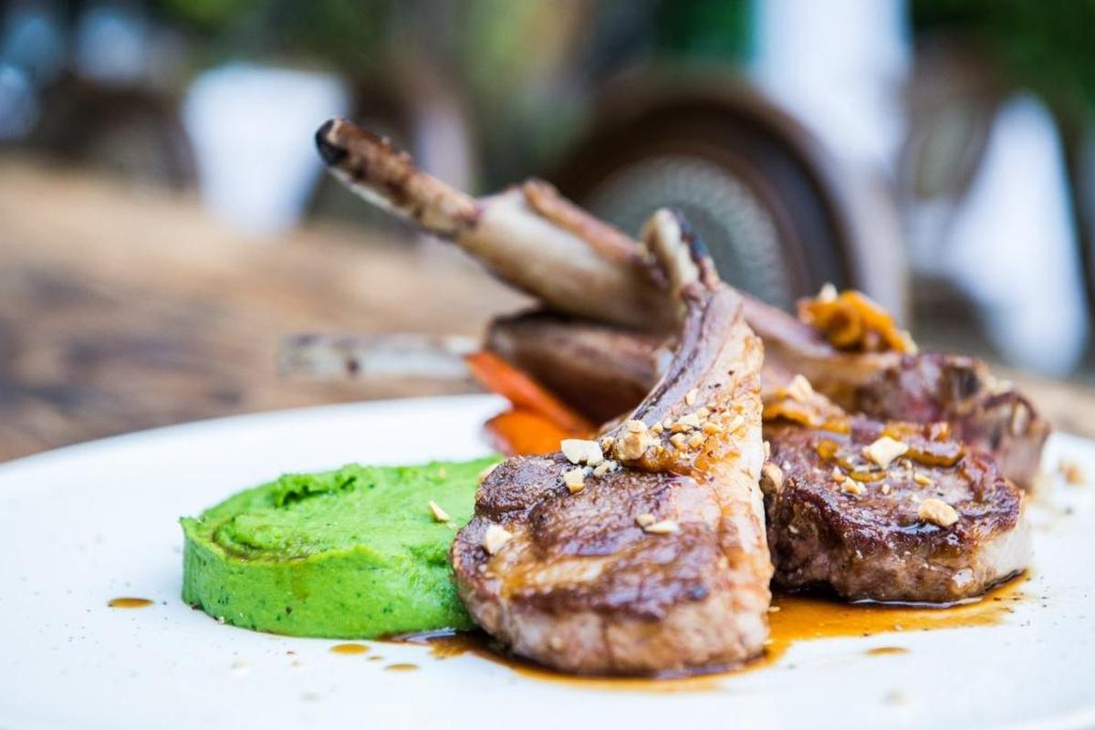 Chuletas de cordero de Colorado, en Villa Azur.