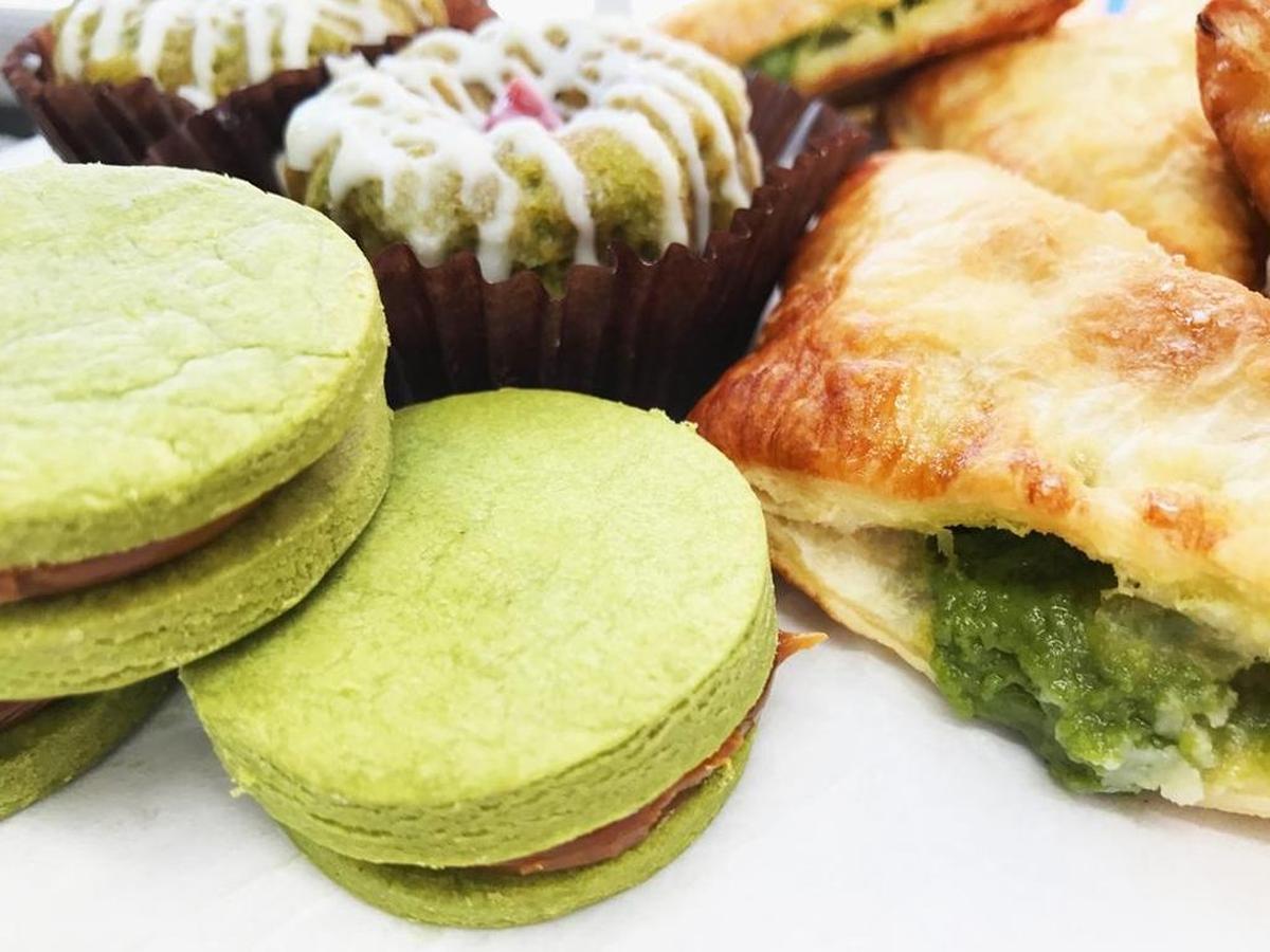 Alfajores de té verde con galletas relenas de dulce de leche en el Yoko Matcha ‘food truck’ en Wynwood Yard.