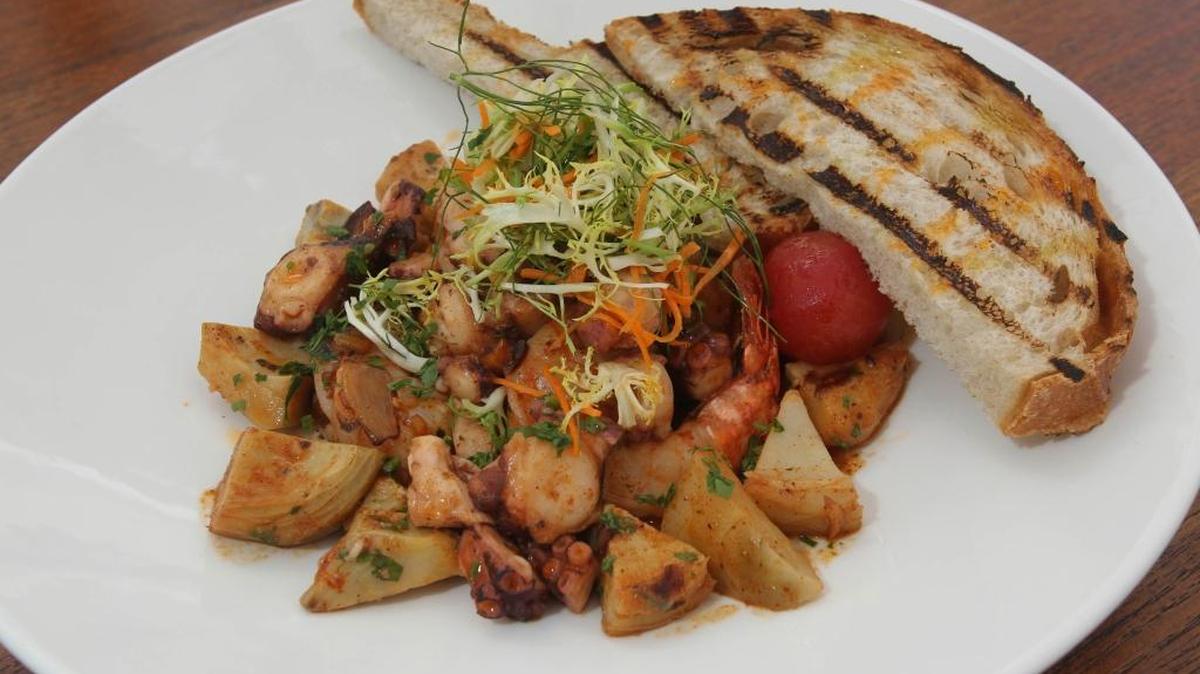 Camarones al Grill, en Le Côte at the Fontainebleau.