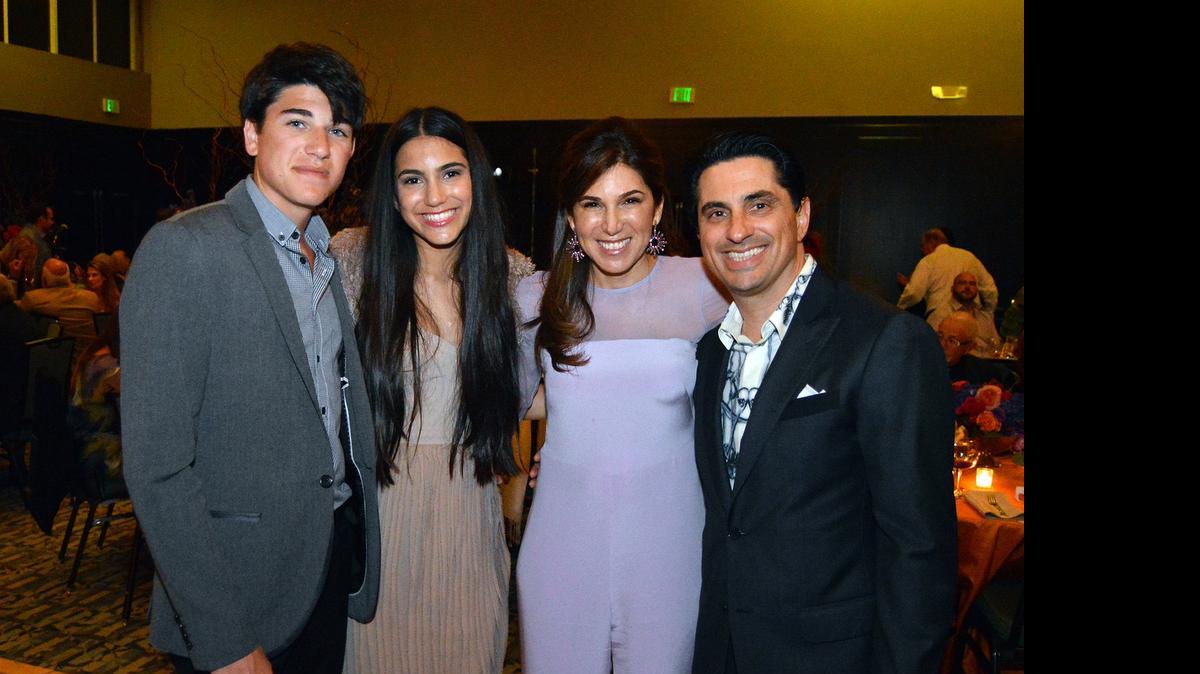 
Lucas, Layla, Gisela y Diego Lowenstein
