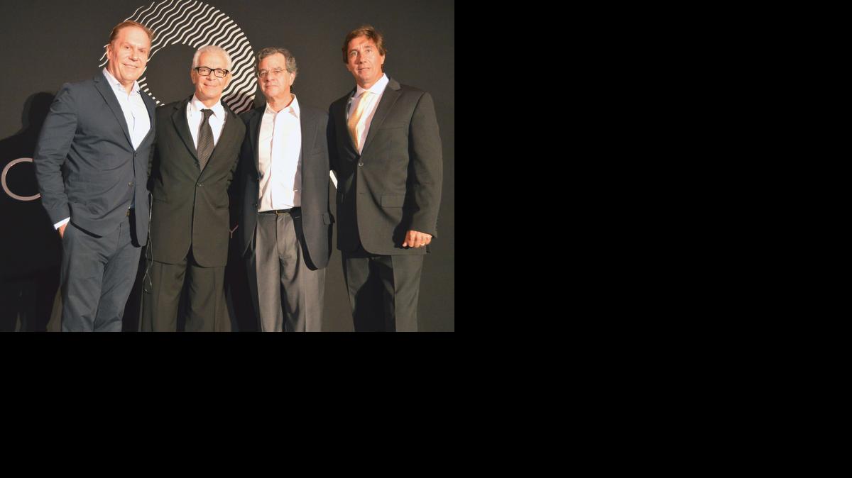 
Bernardo Fort-Brescia, Eduardo Costantini, Frank Kaplan y Franco Corti
