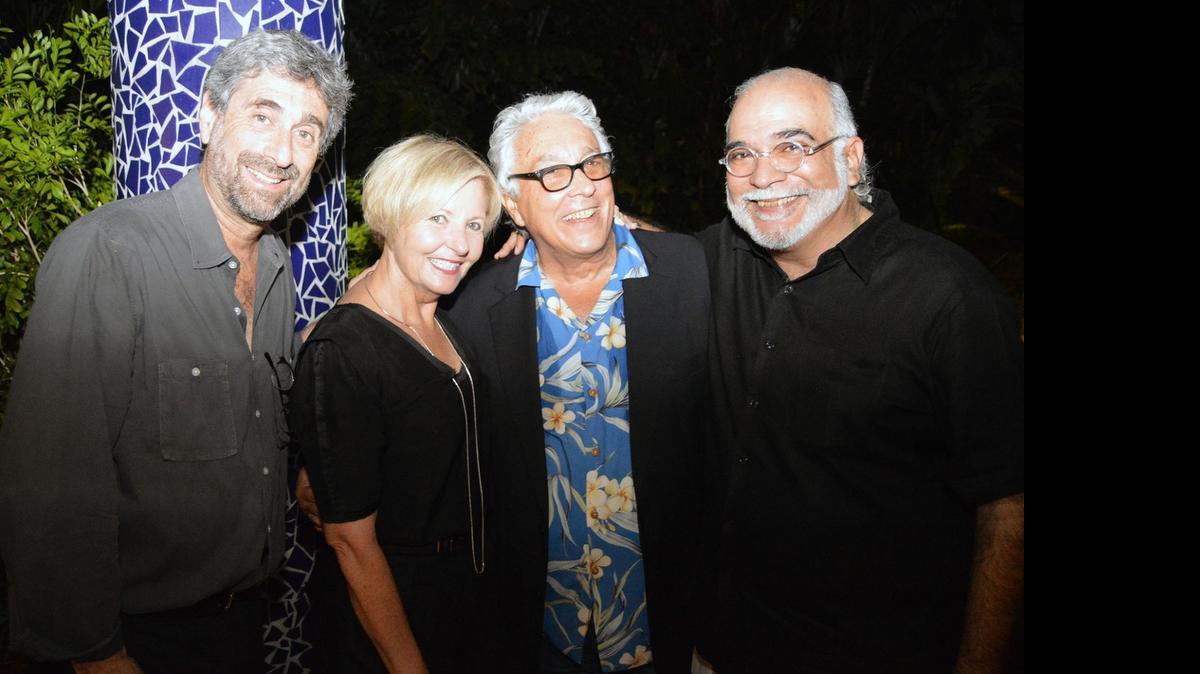 
Mitchell Kaplan, Cathy Leff, Manuel González y Nat Chediak
