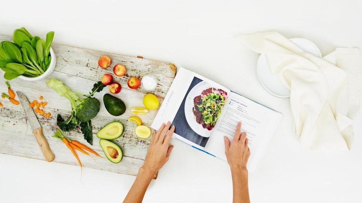 El primer libro del Dr. Junger, ‘Clean: The Revolutionary Program To Restore the Body’s Natural Ability to Heal Itself’, fue un éxito.