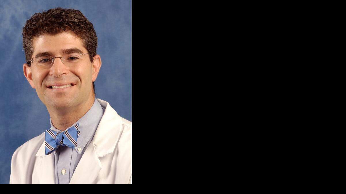 
Dr. Chad Perlyn, cirujano plástico de Miami Children’s Hospital y jefe de cirugía plástica en el Herbert Wertheim College of Medicine de la Florida International University.

