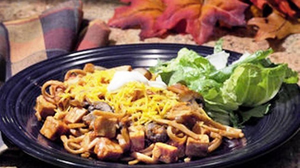 Cazuela de pavo a la sartén, una receta rápida y fácil, perfecta para esta época del año.
