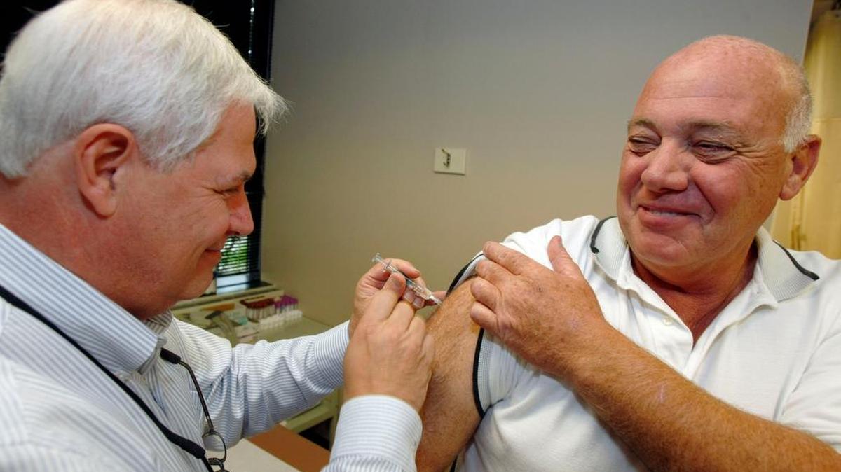 
Entre otros retos que tiene que afrontar el estado de la Florida respecto a la salud de sus personas mayores destaca la baja vacunación contra la gripe.
