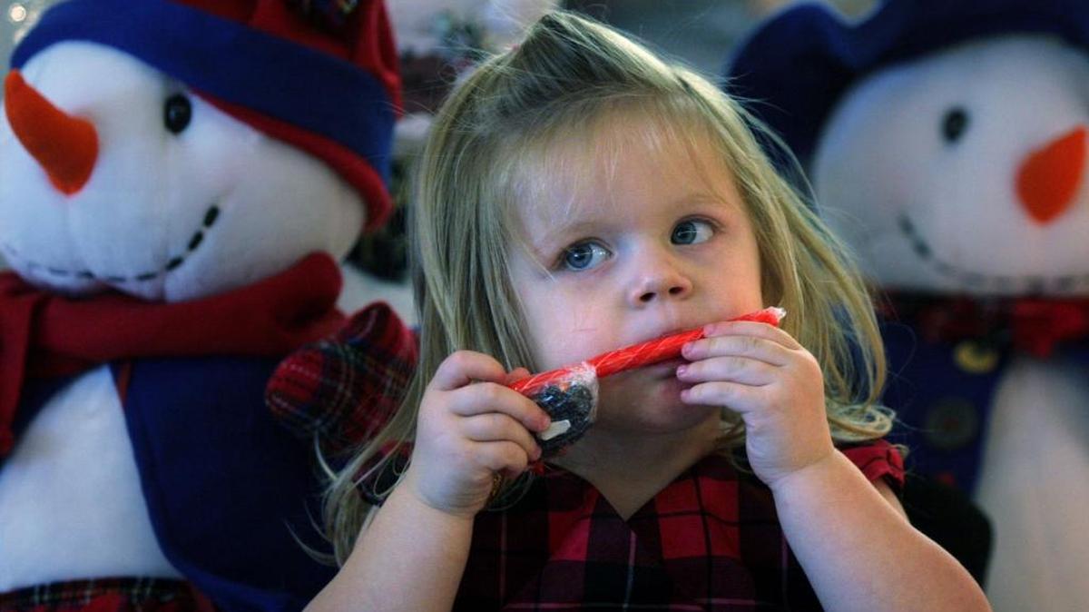 Los investigadores descubrieron que los niños que comían más postre se disgustaban cuando se les retiraban los alimentos.