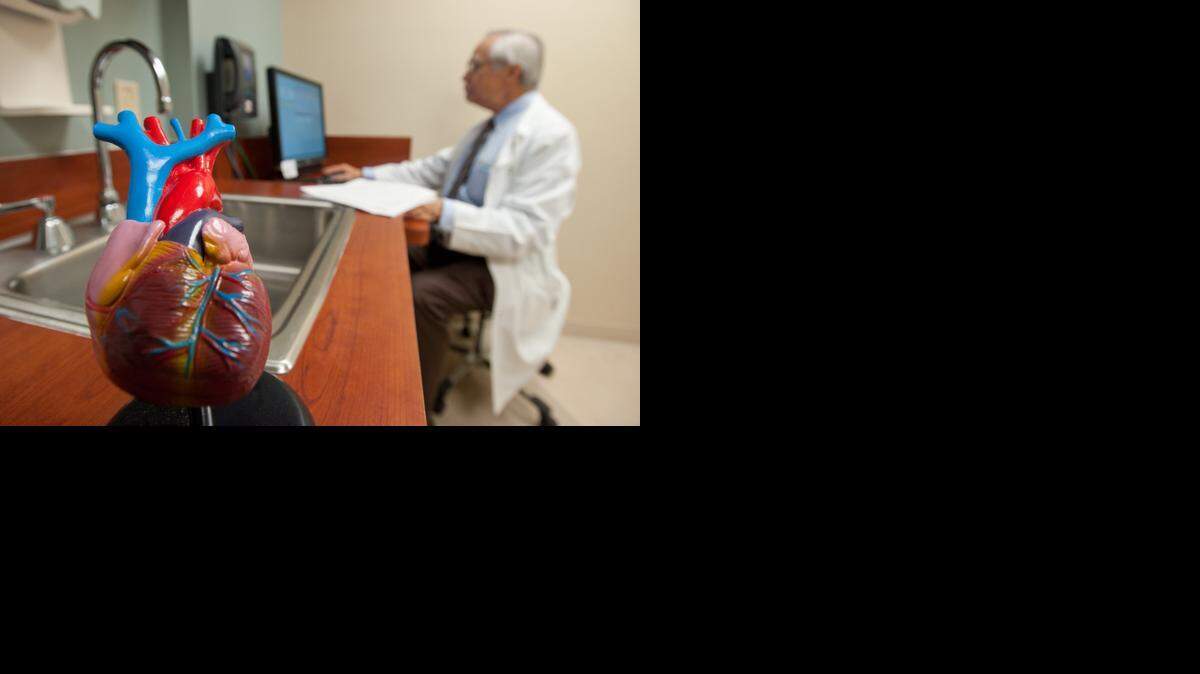 
El Dr. Robert Myerburg, profesor de medicina y fisiología de la Universidad de Miami Miller School of Medicine.
