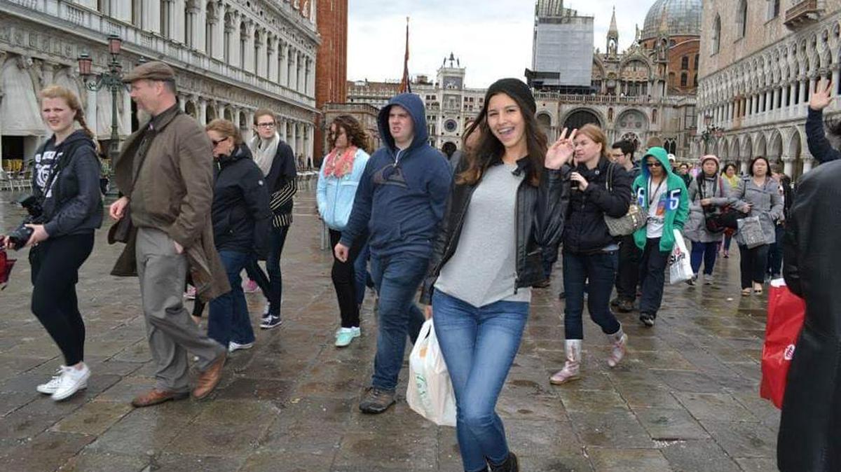 Rachel en la Plaza de San Marcos, Venecia.
