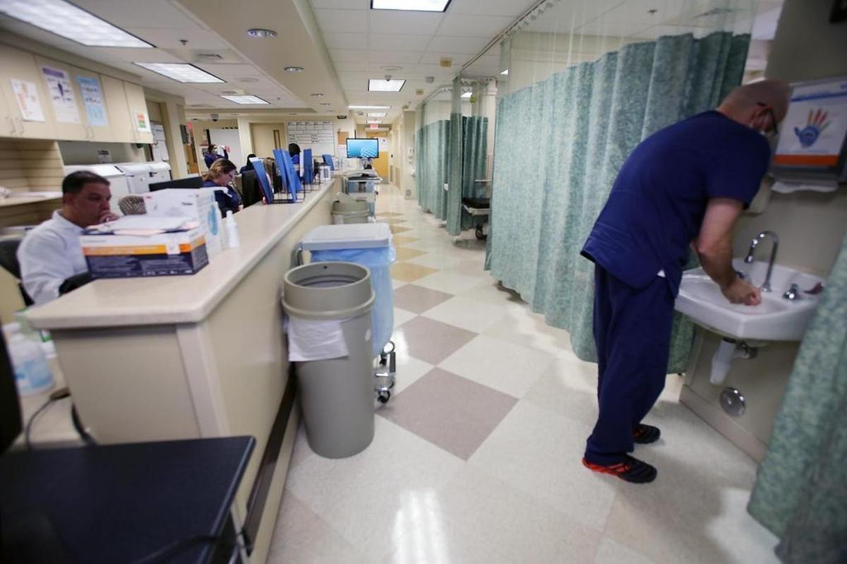 Interior de las instalaciones del Baptist Health Medical Plaza en Doral.