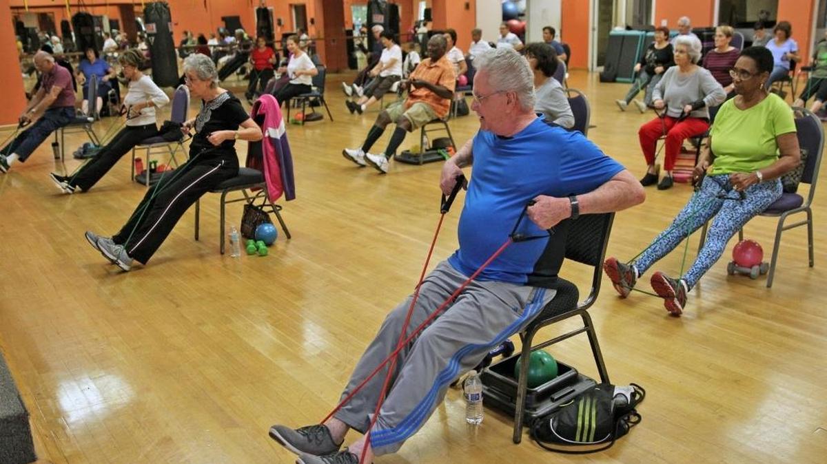 Medicare Advantage plans offer seniors affordable healthcare and related services. File photo from a seniors’ exercise class at the Dave & Mary Alper Jewish Community Center in Kendall.