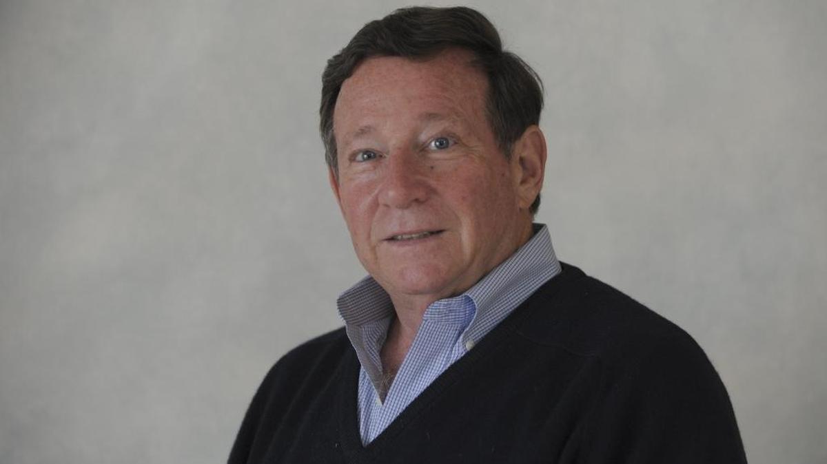 Bob Colman se sometió a una embolización de la arteria prostática (PAE, por sus siglas en inglés), un procedimiento nuevo que es mínimamente invasivo.