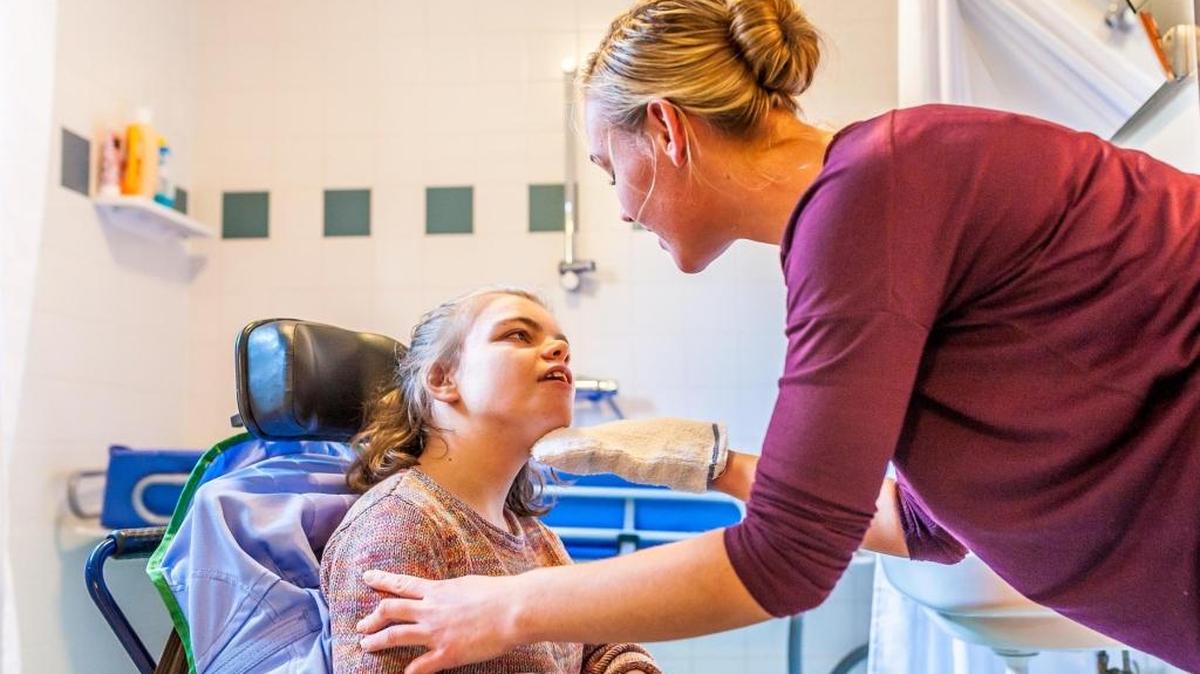Los hospitales deben reconocer las quejas de los pacientes de inmediato, y deben responder por escrito una vez que se resuelvan.