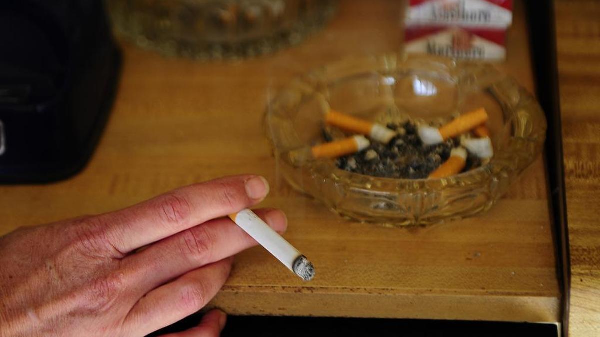 El estudio sugiere que dejar de fumar podría permitir a la corteza cerebral recuperar algo de su tamaño original, si bien son necesarios “más estudios para comprobarlo”.