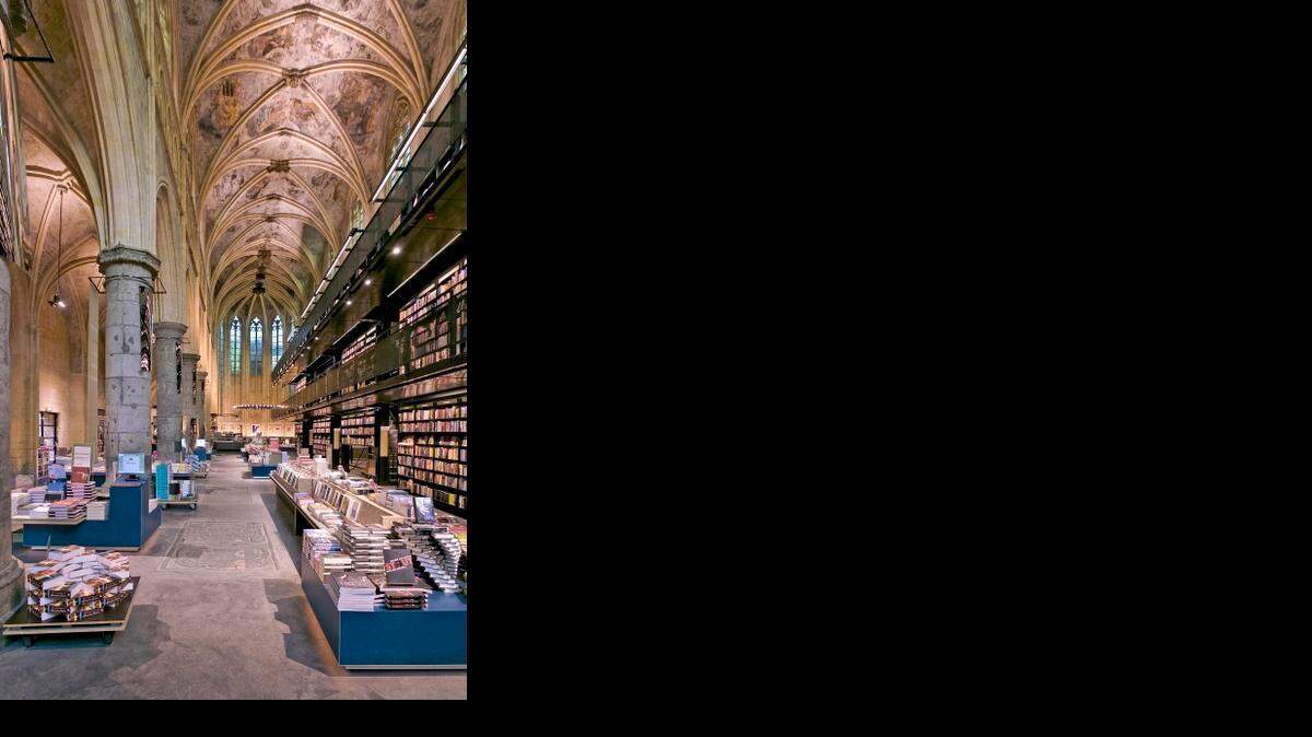 
Interiores de la librería Dominicainen, en Maastrich.
