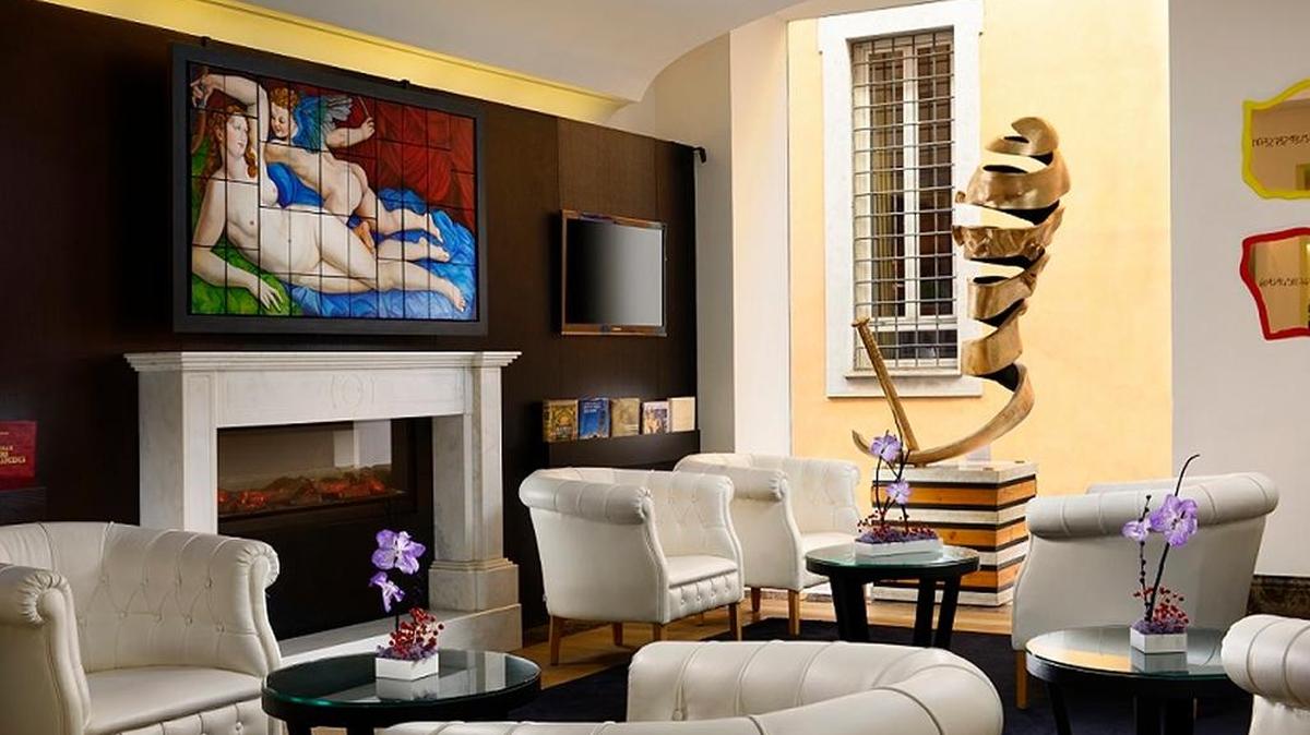 The First Luxury Art Hotel en Roma tiene las suites del hotel decoradas con obras de arte contemporáneo de artistas del panorama italiano.