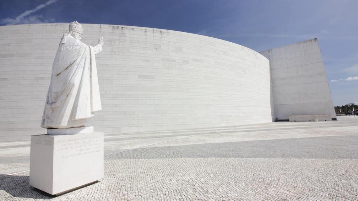 Plaza del Santuario de Fátima.