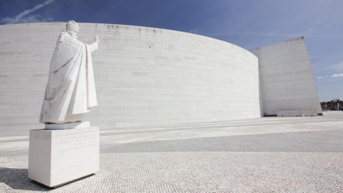 Plaza del Santuario de Fátima.