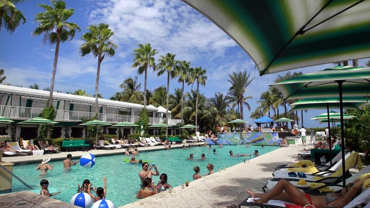 Te diría que hagas el esfuerzo por ir a las actividades. Ir a la piscina te convendría.