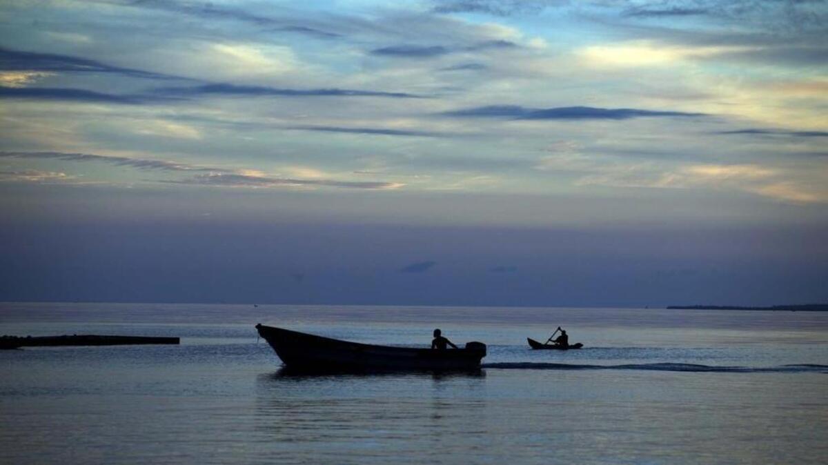 ‘Si tu hijo no sabe nadar, y va a salir al mar solo en una canoa, es natural sentir temor’.
