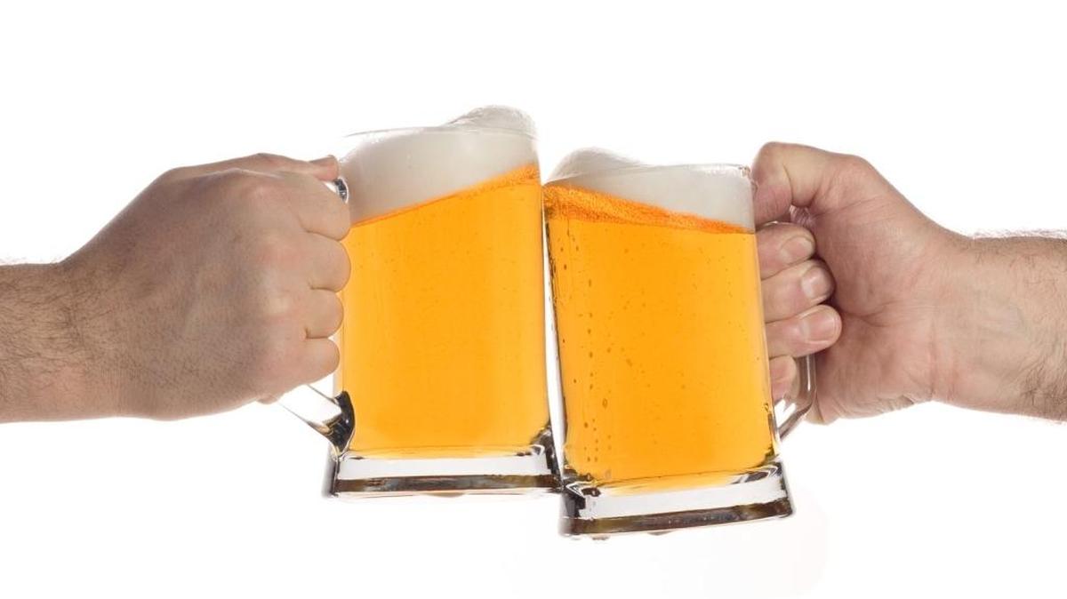 Debes reconocer que el haberte tomado unos tragos y además terminar siéndole infiel a tu esposo no es reflejo de que estés recuperada de tu alcoholismo.